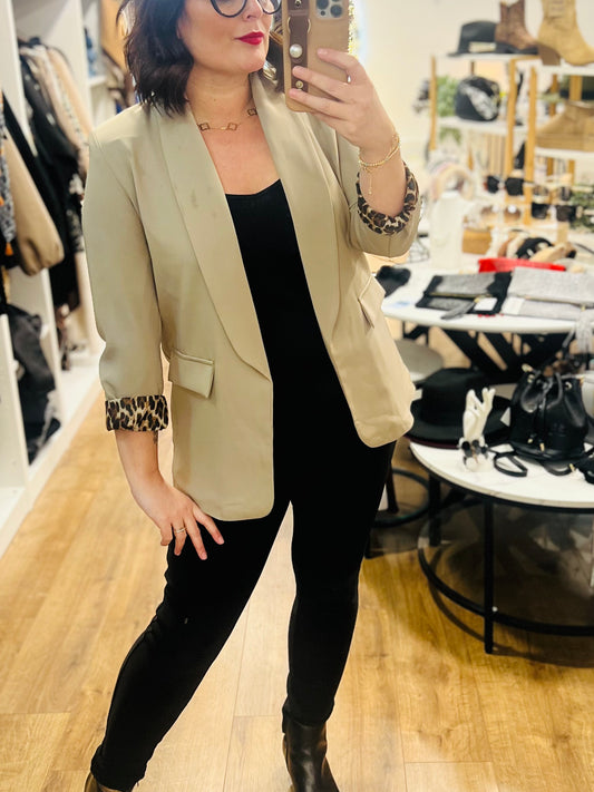 LEOPARD BLAZER